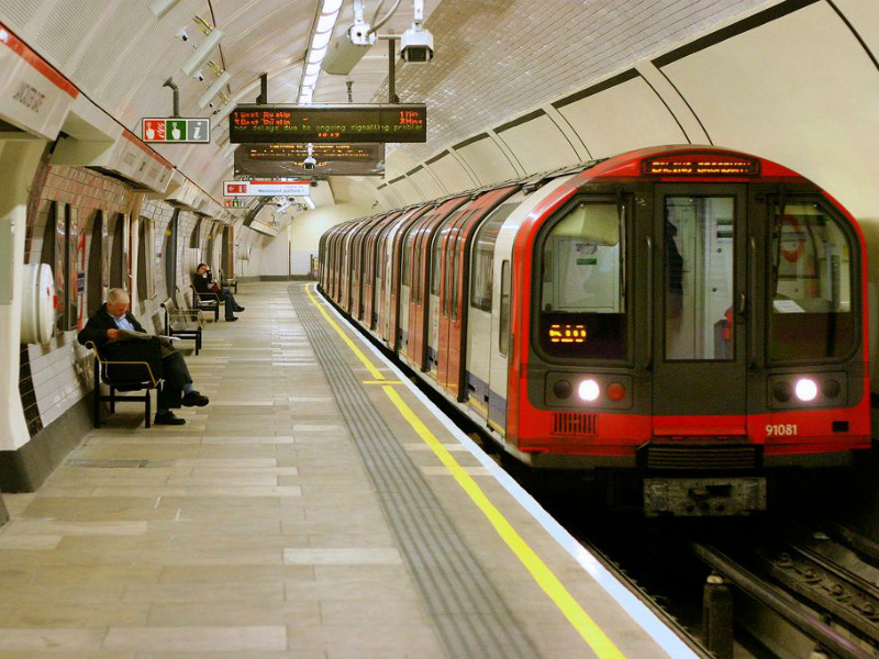 tube_london.jpg